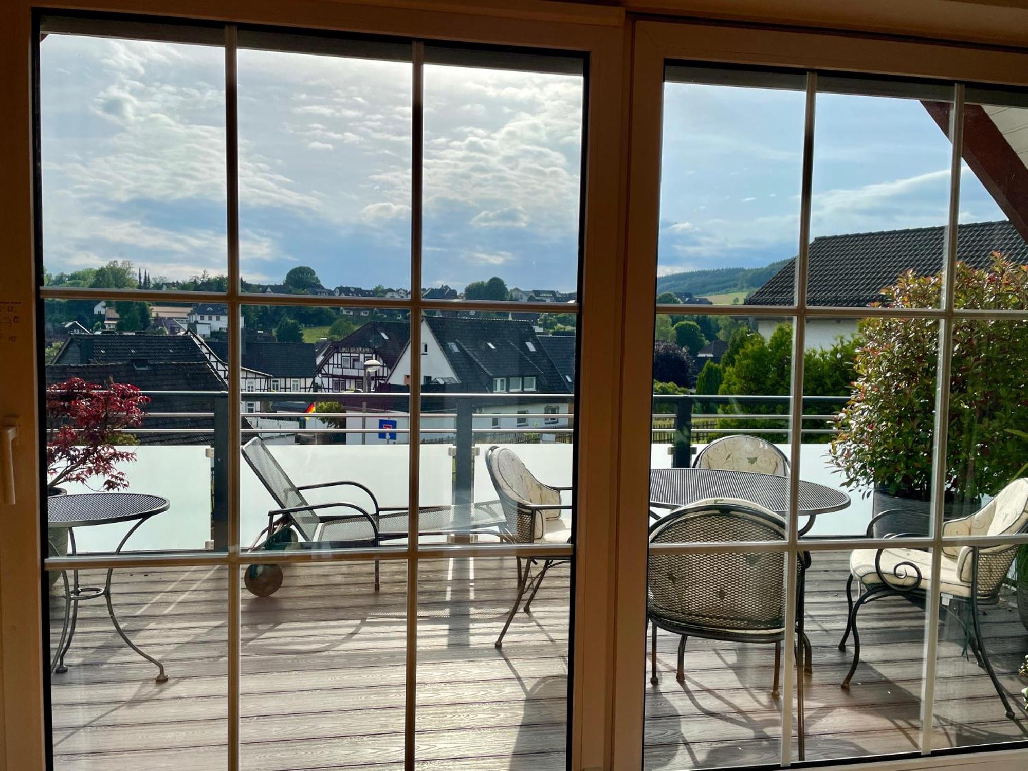 Moderne Ferienwohnung Mit Sonnenbalkon In Fretter Finnentrop Екстер'єр фото